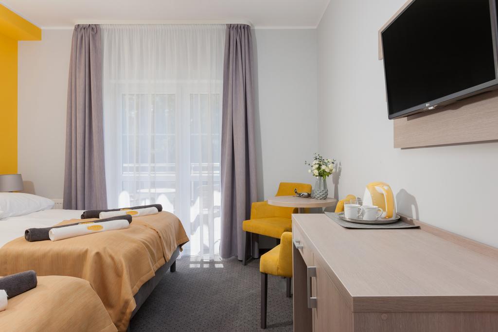 Solaris Hotell Pobierowo Exteriör bild